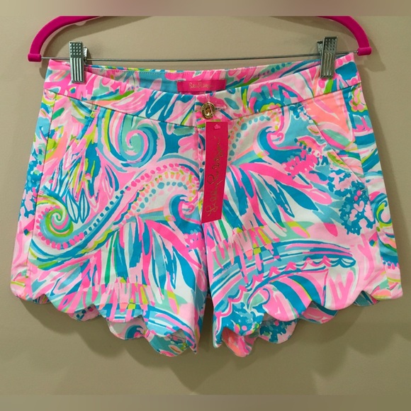 Lilly Pulitzer Pants - Lilly Pulitzer Buttercup Stretch Short Carnivale Coral Size 4